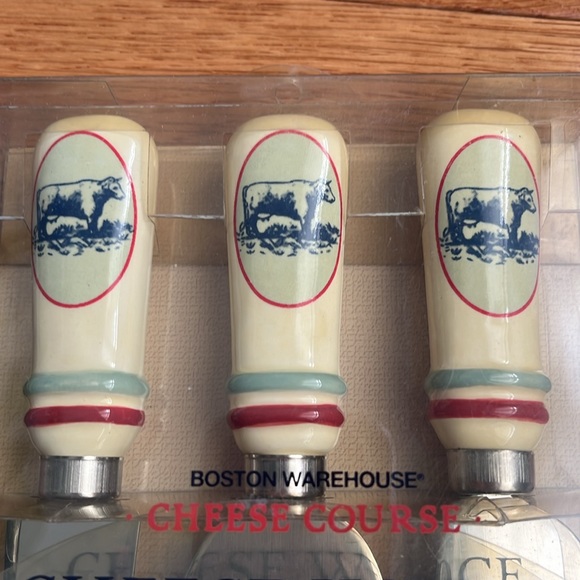 Retro Boston Warehouse Cheese Course Cheese Wedge Set - Picture 3 of 6